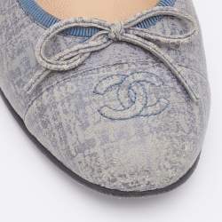 Pre Owned Chanel Blue Textured Leather CC Bow Cap Toe Ballet Flats Size 36.5