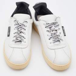 Pre Owned Chanel White/Black Leather Low Top Sneakers Size 37