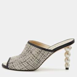 Chanel White/Black Tweed and Leather CC Pearl Heel Open Toe Mules Size 38  Chanel