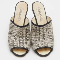 Chanel White/Black Tweed and Leather CC Pearl Heel Open Toe Mules Size 38