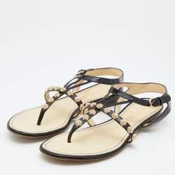 Pre Owned Chanel Black Patent Leather CC Camellia Thong Ankle Flats Size 38.5