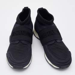 Pre Owned Chanel Black/Navy Blue Stretch Fabric Slip On Sneakers Size 37
