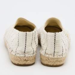 مملوكة مسبقًا Chanel White/Black Tweed and Patent Leather CC Espadrille Flats Size 39