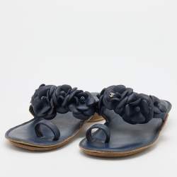 Chanel Blue Leather Camellia Thong Flat Sandals Size 37