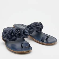 Chanel Blue Leather Camellia Thong Flat Sandals Size 37