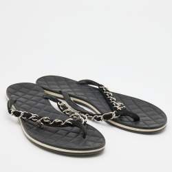 Pre Owned Chanel Black Suede Chain Link Thong Flats Size 38.5