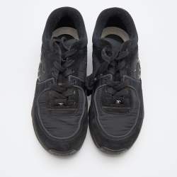 مملوكة مسبقًا Chanel Black Nylon and Suede CC Low Top Sneakers Size 38