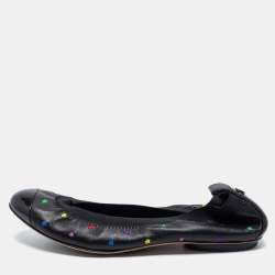 Pre Owned Chanel Black Leather Star Srunch Ballet Flats Size 38.5