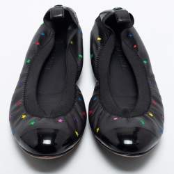 Pre Owned Chanel Black Leather Star Srunch Ballet Flats Size 38.5
