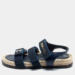 Pre Owned Chanel Blue/Black Leather and Fabric CC Slingback Sandals Size 38