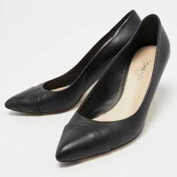 Pre Owned Chanel Black Leather Cap Toe Pumps Size 39