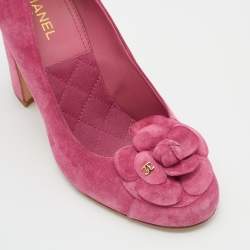 Pre Owned Chanel Pink Suede Camellia CC Block Heel Pumps Size 39.5