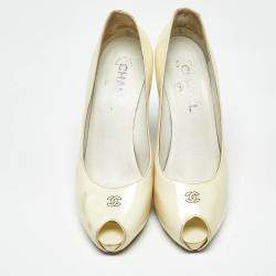 Pre Owned Chanel Cream Patent Leather CC Peep Toe Pumps Size 39.5