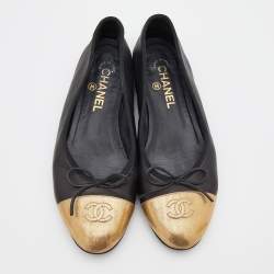 Pre Owned Chanel Black/Gold Leather CC Cap Toe Bow Ballet Flats Size 38.5