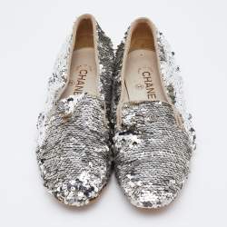 Pre Owned Chanel Silver Sequin CC Smoking Slippers Size 38.5