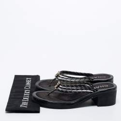 Pre Owned Chanel Black/White Fabric Embellished CC Thong Sandals Size 39