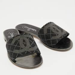 Pre Owned Chanel Black/Grey Beads Embellished CC Flat Slides Size 38.5