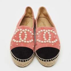 Pre Owned Chanel Pink/Black Suede CC Pearl Espadrilles Flats Size 37