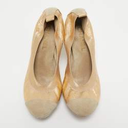 Pre Owned Chanel Gold/Beige Brocade Fabric and Suede Scrunch Pumps Size 39.5