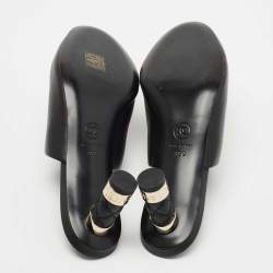 Pre Owned Chanel Black Leather Round Toe Mules Size 39