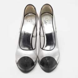 Pre Owned Chanel Black/Beige Patent Leather and PVC CC Platform Pumps Size 39