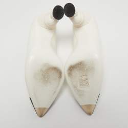 مملوكة مسبقًا Chanel White/Black Leather Cap Toe Knot Heel Pumps Size 41
