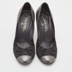 Pre Owned Chanel Metallic Grey/Black Leather and Satin Bow CC Cap Toe Pumps Size 36