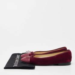 Pre Owned Chanel Burgundy Velvet and Leather CC Ballet Flats Size 38