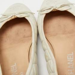Pre Owned Chanel Metallic Quilted Leather CC Bow Ballet Flats Size 38