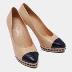 Pre Owned Chanel Beige/Black Leather Cap Toe Chain Link Pumps Size 39