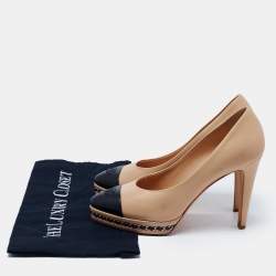 Pre Owned Chanel Beige/Black Leather Cap Toe Chain Link Pumps Size 39