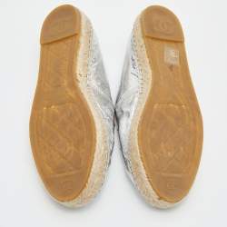 Chanel Metallic Silver Leather CC Cap Toe Espadrille Flats Size 39