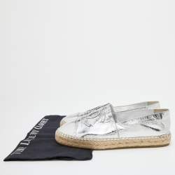 Chanel Metallic Silver Leather CC Cap Toe Espadrille Flats Size 39