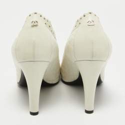 Pre Owned Chanel White Quilted Laser Cut Leather Round Toe Pumps Size 38.5