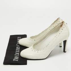 Pre Owned Chanel White Quilted Laser Cut Leather Round Toe Pumps Size 38.5