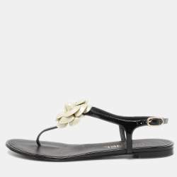 Pre Owned Chanel Black/White Patent Leather CC Camellia Thong Flats Size 37
