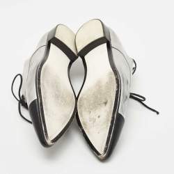 Chanel Grey/Black Leather CC Pointed Toe Derby Size 40