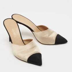 Pre Owned Chanel Beige/Black Satin and Canvas CC Faux Pearl Embellished Heel  Mules Size 39
