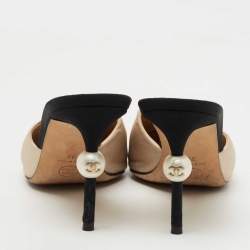 Pre Owned Chanel Beige/Black Satin and Canvas CC Faux Pearl Embellished Heel  Mules Size 39