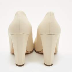 مم لوكة مسبقًا Chanel Beige/Black Leather CC Bow Cap Toe Pumps Size 40.5
