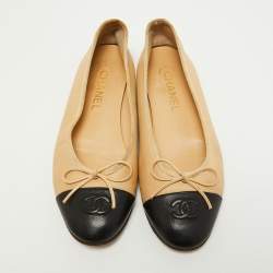 Pre Owned Chanel Beige/Black Leather CC Cap Toe Bow Ballet Flats Size 38