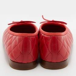 Chanel Red Quilted Leather CC Bow Cap Toe Ballet Flats Size 37