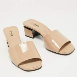 Chanel Beige Patent Leather Block Heel Slide Sandals Size 39