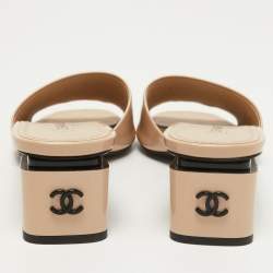 Chanel Beige Patent Leather Block Heel Slide Sandals Size 39