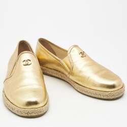 Pre Owned Chanel Metallic Gold Leather CC Slip On Espadrilles Flats Size 35.5
