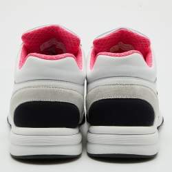 مملوكة مسبقًا Chanel White/Grey Leather and Suede Interlocking CC Logo Low Top Sneakers Size 39.5