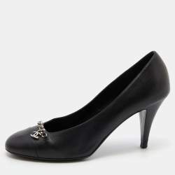 Chanel Black Leather CC Chain Link Cap Toe Pumps Size 41