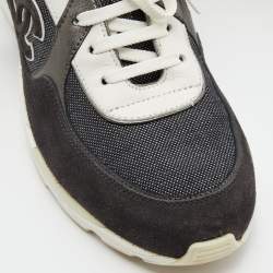 Pre Owned حذاء رياضي شانيل CC جلد وسويدي ودينم أسود / أبيضبعنق منخفض  مقاس 38