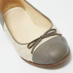 Pre Owned Chanel Grey/Beige Leather and Canvas CC Bow Ballet Flats Size 36