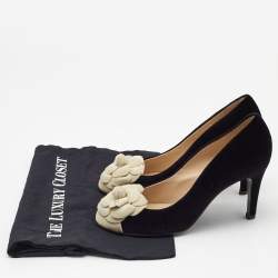 Pre Owned Chanel Black/Beige Velvet CC Camelia Pumps Size 39